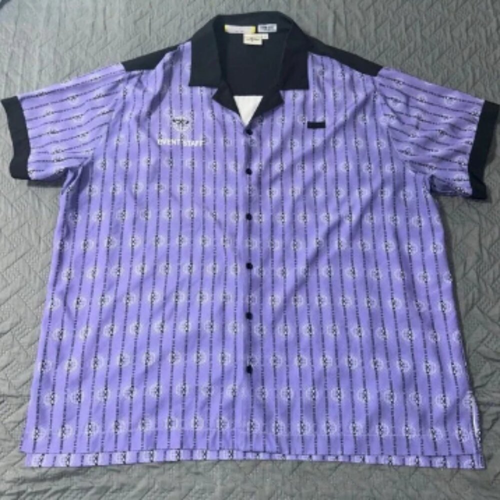 Universal Studios Despicable me villain con 2023 AOP Staff Uniform shirt 2XL